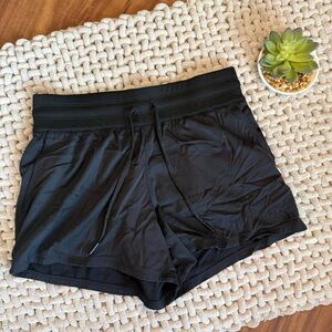 The North Face Women’s Aphrodite Motion Shorts Small